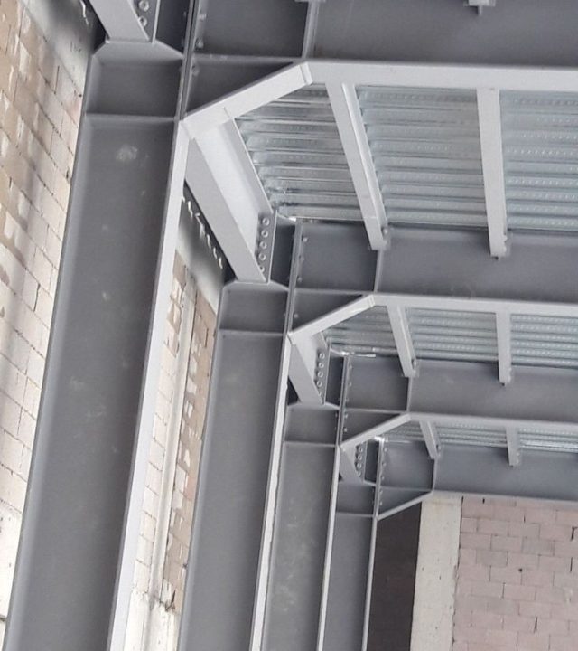 Estructuras metálicas contacto Lleida